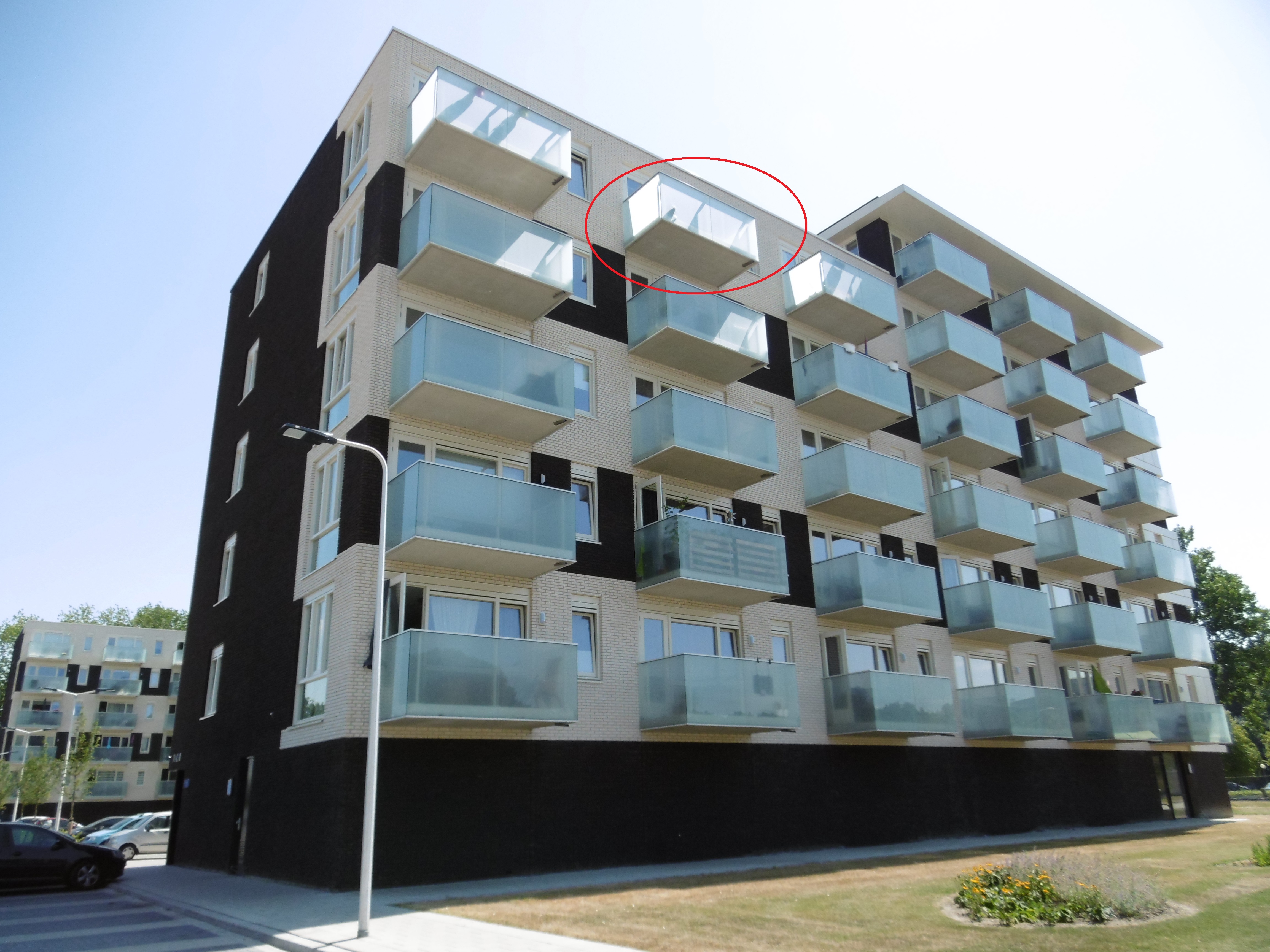 De Jura 57, 8303 PA Emmeloord, Nederland