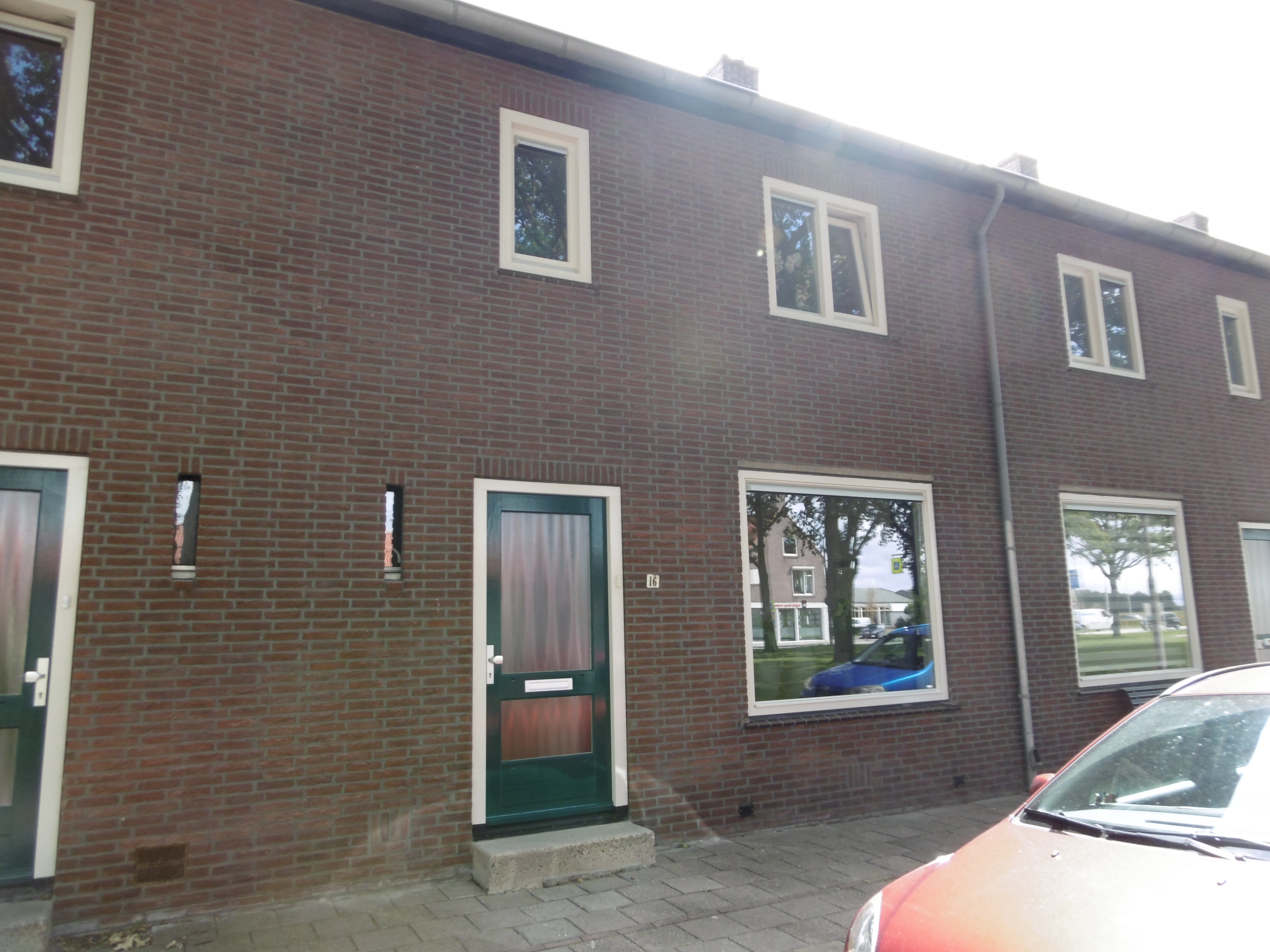 Terraced house for rent: Baan 16, Ens-woonkern Ens