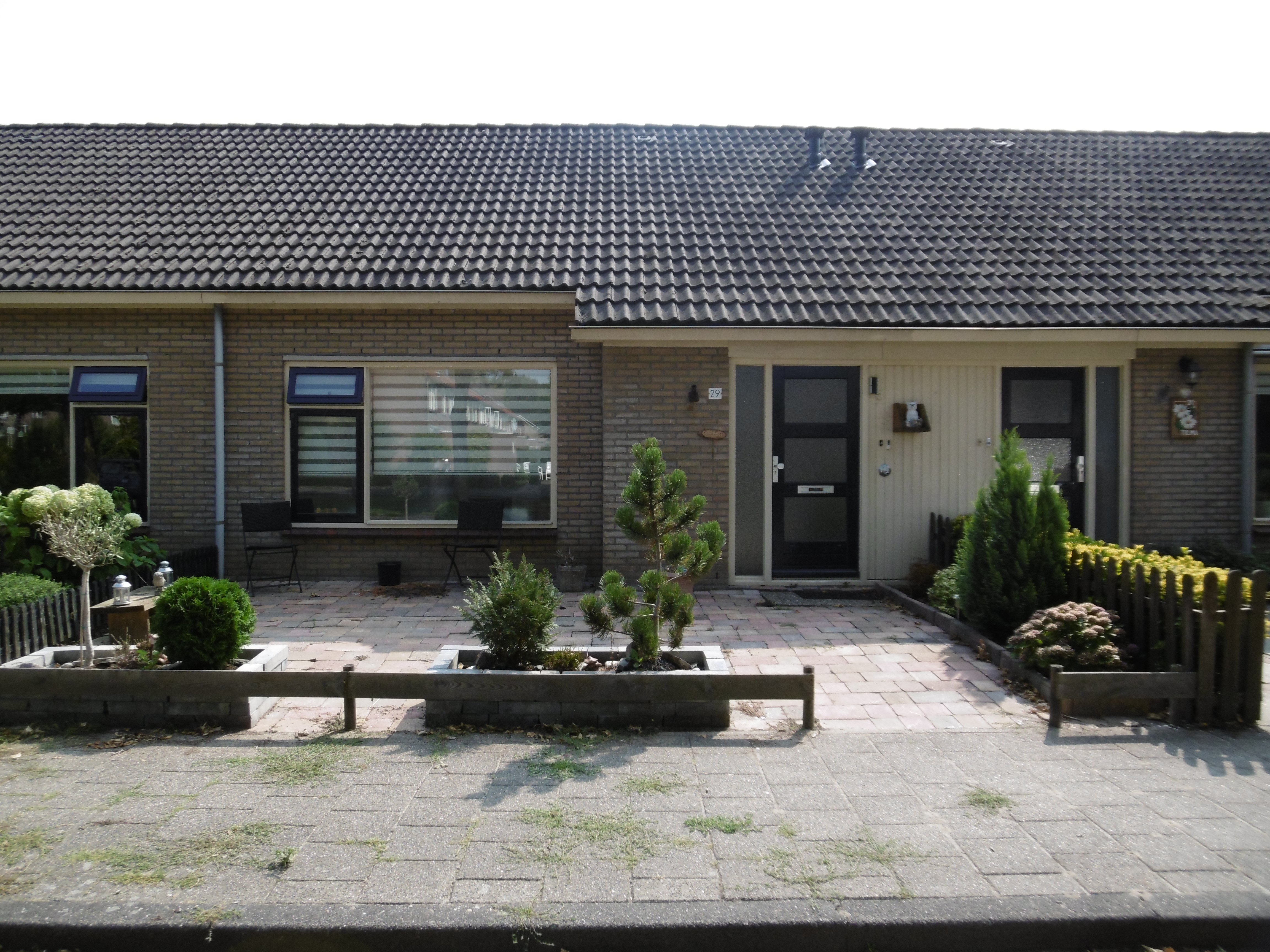 Terraced house for rent: Schoolstraat 29, Luttelgeest-woonkern Luttelgeest
